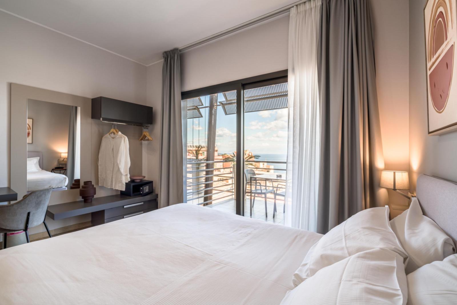 Superior-Zimmer mit Balkon und Meerblick